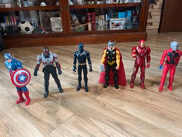 Gruppo supereroi Marvel a 180€