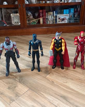 Gruppo supereroi Marvel a 180€