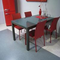 Tavolo moderno allargabile