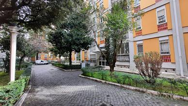 4 LOCALI A ROMA