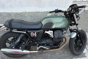 Moto Guzzi V7 stone 2014