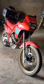 Honda NX650 Dominator ASI
