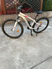 Bicicletta rockrider per ragazza