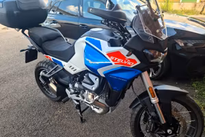 MOTO GUZZI STELVIO 200 TRIBUTO solo 2400 KM