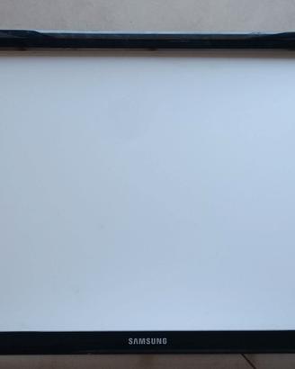 Cornice anteriore TV Samsung 32 pollici.