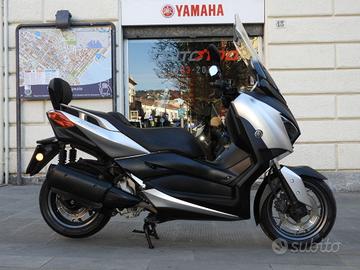 Yamaha X-Max 300