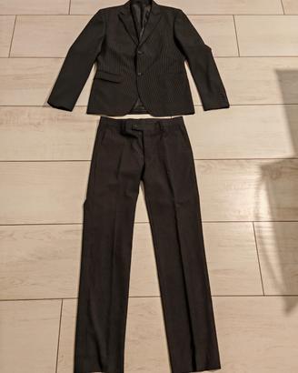 Completo uomo nero gessato tg 48