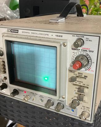 oscilloscopio analogico BK Precision 1522