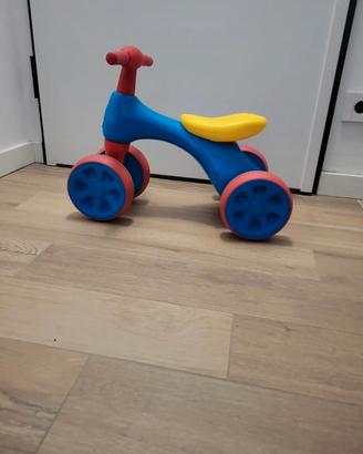 Bici pedagogica quad blu.