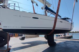 Beneteau Oceanis 43
