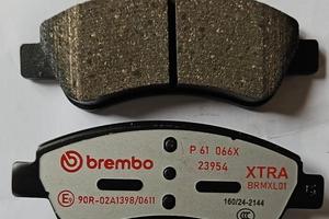 Pastiglie freno anteriori XTRA Brembo P61066X per 