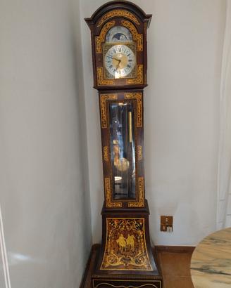 Orologio a Pendolo a torre intarsiato 
