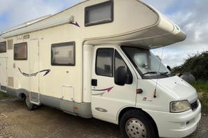 Camper Mc Louis 640