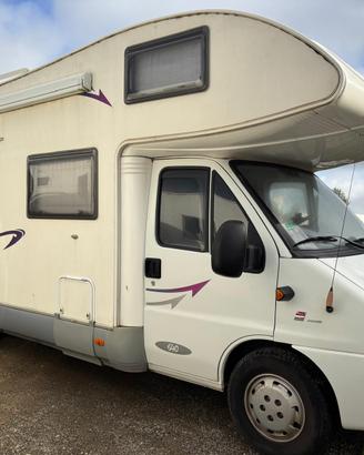 Camper Mc Louis 640