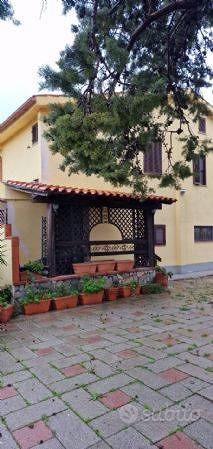 Rustico / Casale di 90 m² con 4 locali a Tarquinia - Vista 3