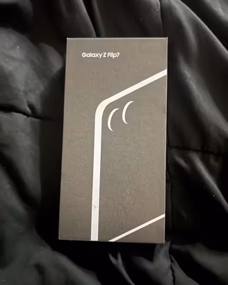Samsung Galaxy Z Flip7 256GB Black