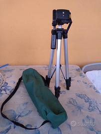 Treppiedi per macchina fotografica 
