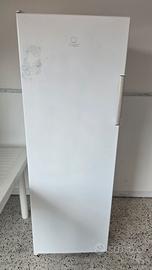 congelatore verticale
