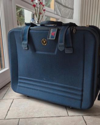 valigia blu marca Roncato