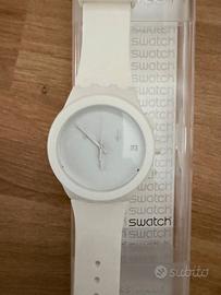 Ororlogio Swatch BASIC WHITE Crono con Scatola