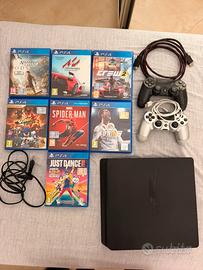 Ps4 slim + 2 controller + 7 giochi