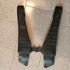 pedana poggiapiedi monoposto  Phantom F12