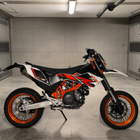 Ktm 690 smc-r a libretto