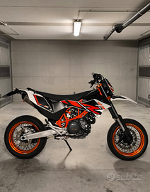 Ktm 690 smc-r a libretto