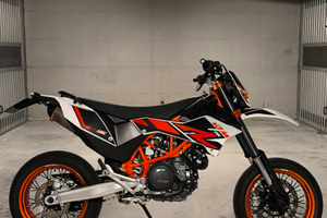 Ktm 690 smc-r a libretto