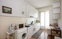 2-locali-piano-alto-con-balcone