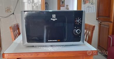 forno a microonde 