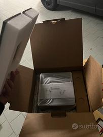 Ugreen NASync DH4300 Plus 4-Bay NAS NUOVO