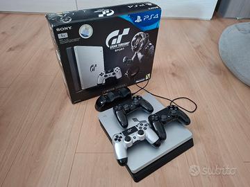 Playstation 4 slim