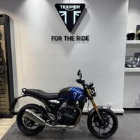 TRIUMPH Speed 400 .