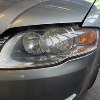 Proiettore sinistro AUDI A4 del 2005