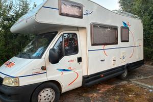 Camper C.I.Elliot 5 anno 2004 6 posti letto