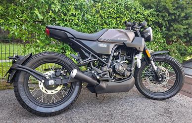 BRIXTON CROSSFIRE 125cc MOT. A LIQUIDO
