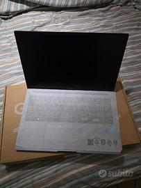 Pc Portatile SAMSUNG Galaxy Book4 i3 