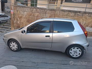 Fiat punto 46000 kilometri