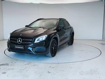MERCEDES-BENZ GLA-X156 2017 - GLA 200 d Night Edit