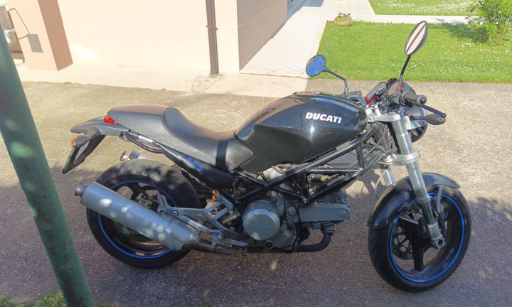 Ducati Monster 400