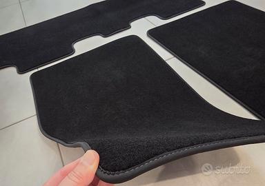 Set Tappeti Moquette Originali Tesla Model Y NUOVI