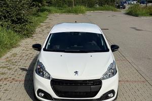 Peugeot 208 gtline Stage 1