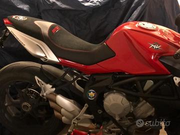 Rivestimento sella mv brutale 675 800 _11