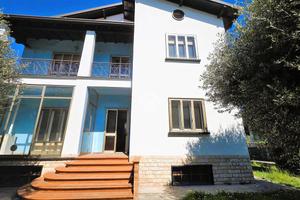 VILLA SINGOLA A BAGNOLO SAN VITO