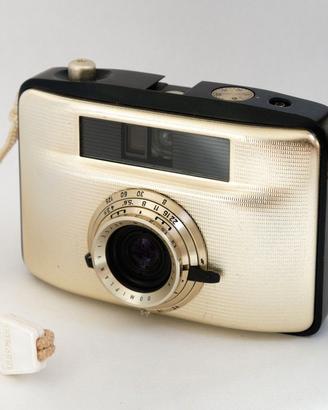 VEB Pentacon Penti I fotocamera vintage analogica
