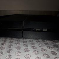 PlayStation 4 e videogiochi