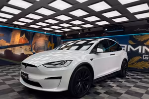 Tesla Model X LONG RANGE (329)