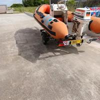 gommone con carrello revisionato