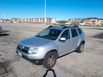 Dacia Duster 1.5 dci 90 cv 4×2 laureate